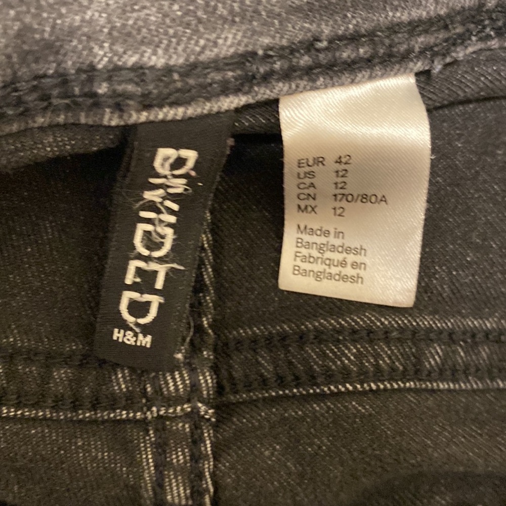 H&M Ripped jeans. - Picture 4 of 4